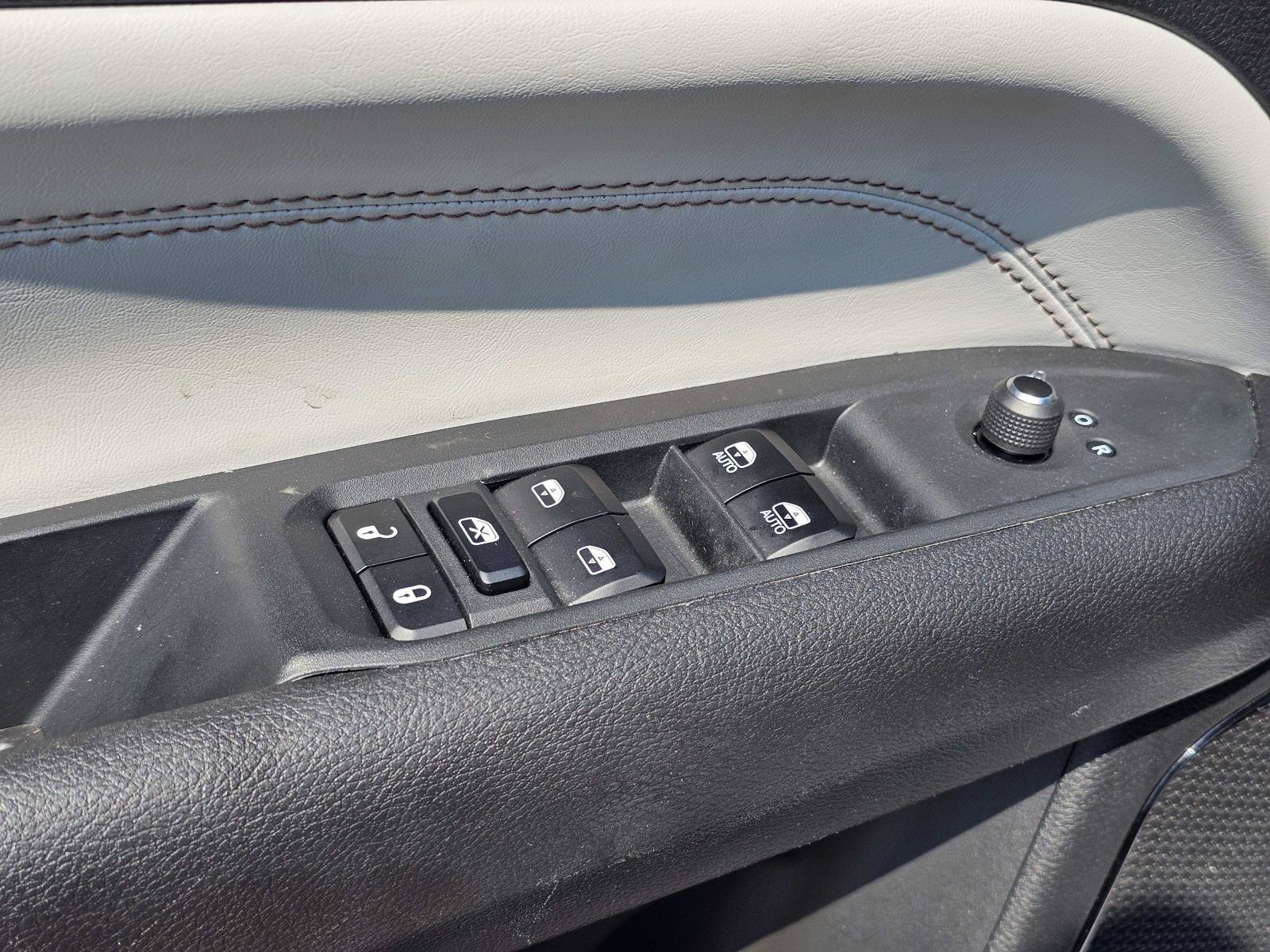 2025 Jeep Compass Limited - Photo 15