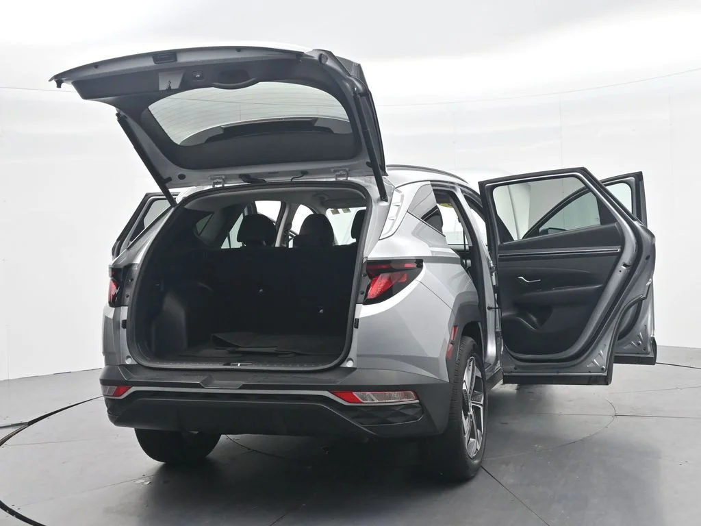 Used 2024 Silver Hyundai SEL image 51