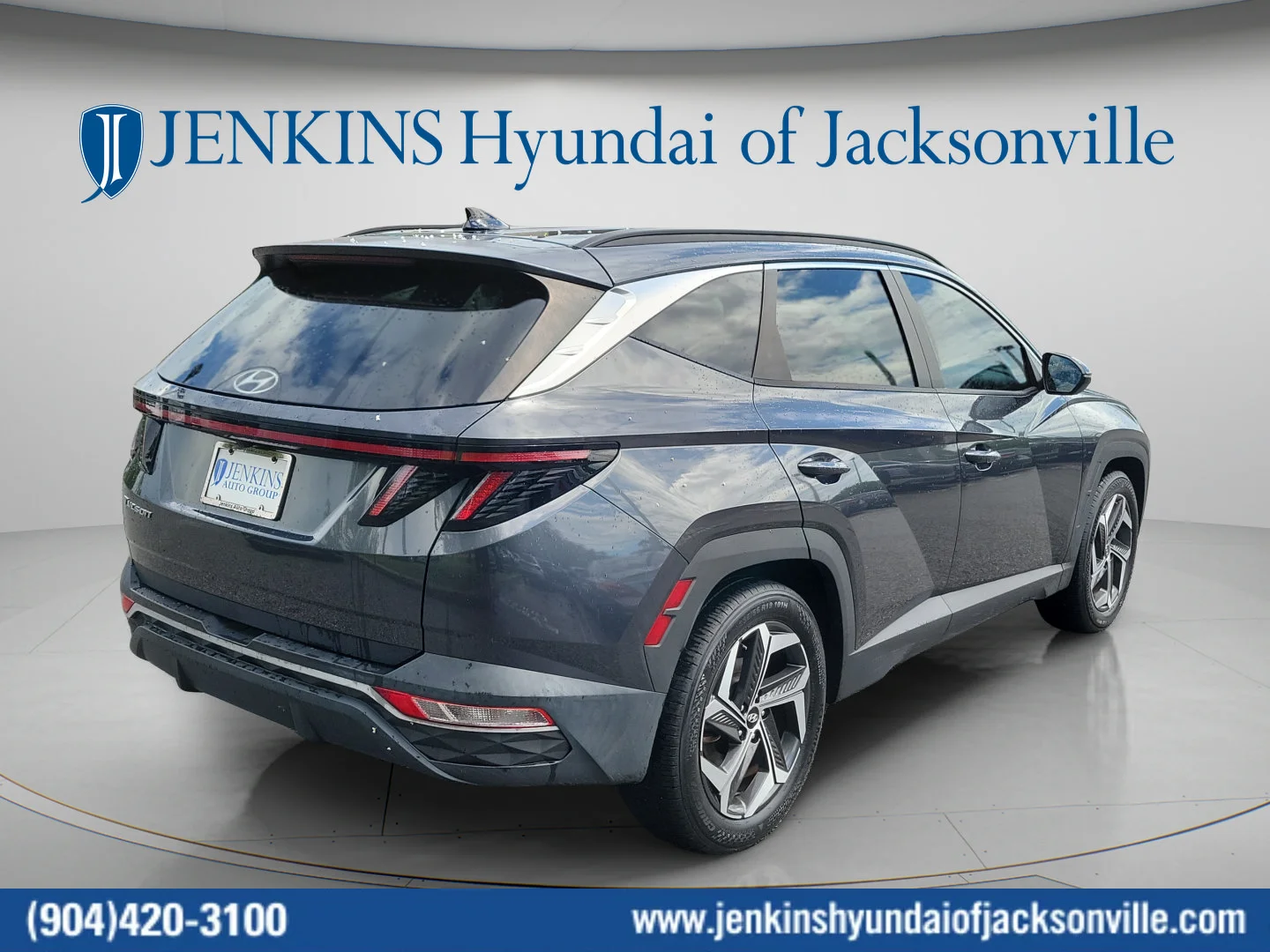 Used 2022 Portofino Gray Hyundai SEL image 3