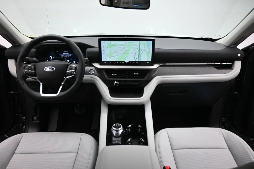 New 2026 Carbonized Gray Metallic Ford Platinum image 22