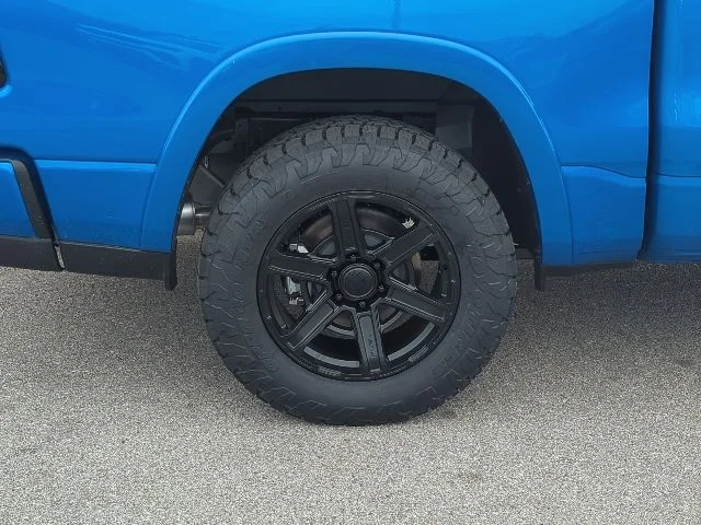 New 2026 Blue Ram Laramie image 39