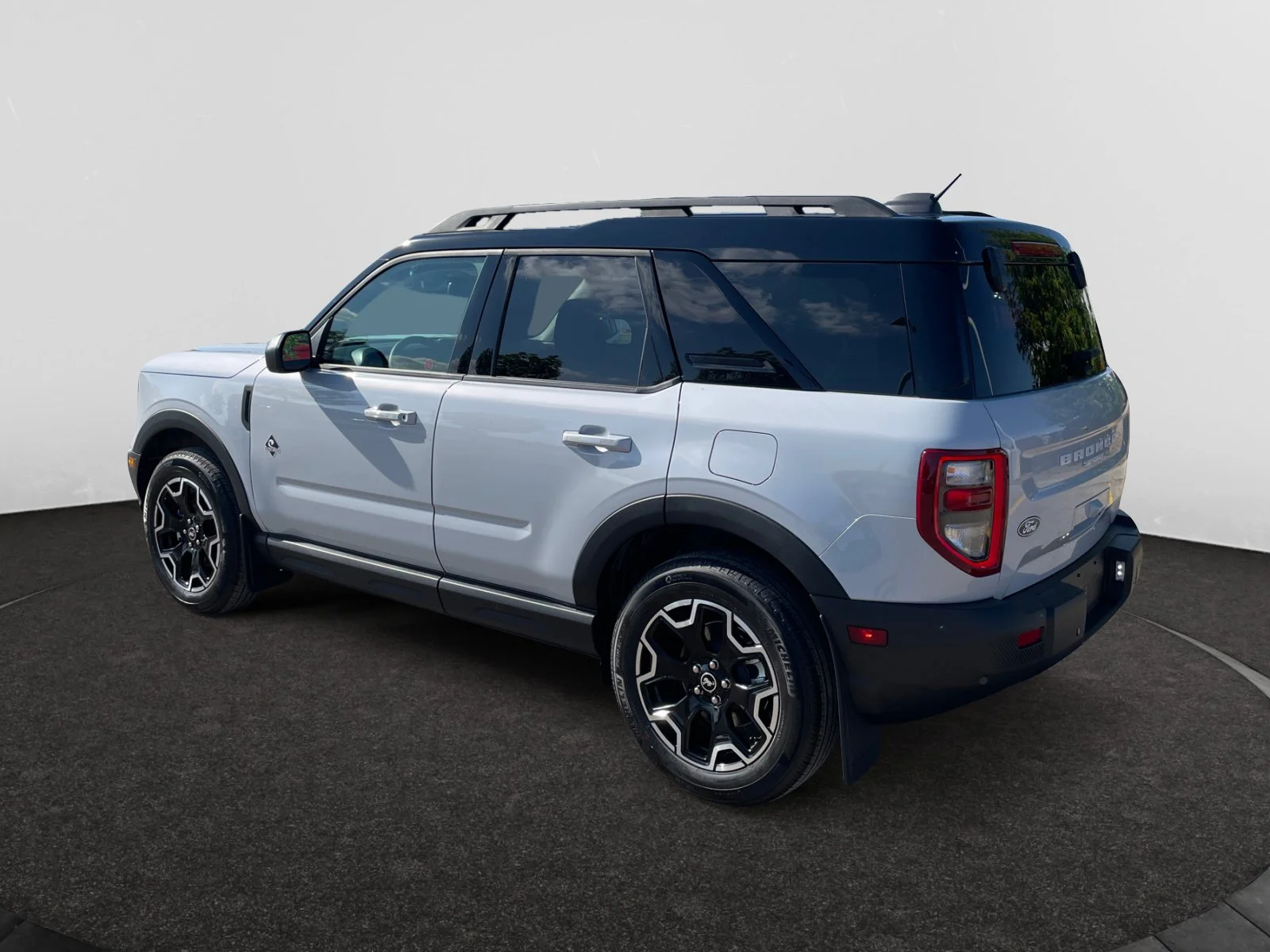 New 2026 Space White Metallic Ford Outer Banks image 3