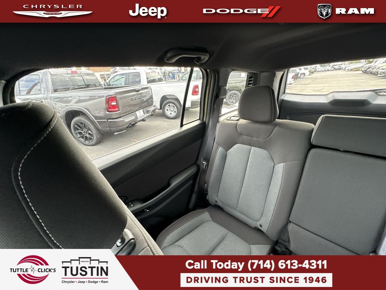 New 2027 41 Paint Jeep Laredo image 4
