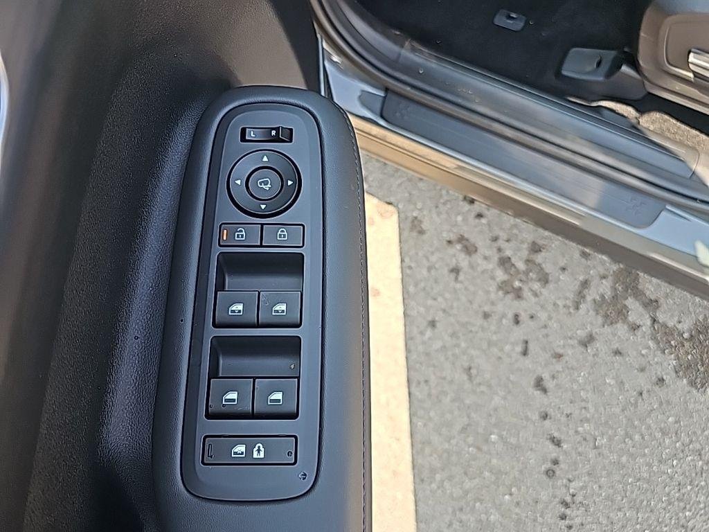2026 Hyundai Santa Fe Limited - Photo 11