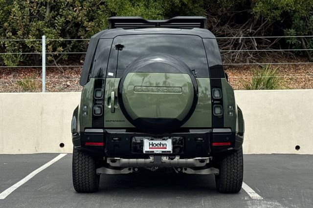 2026 Land Rover Defender X - Photo 4