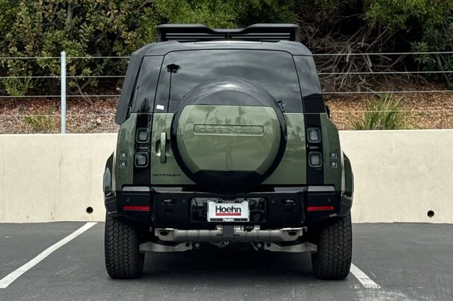 New 2026 Woolstone Green Land Rover X image 4