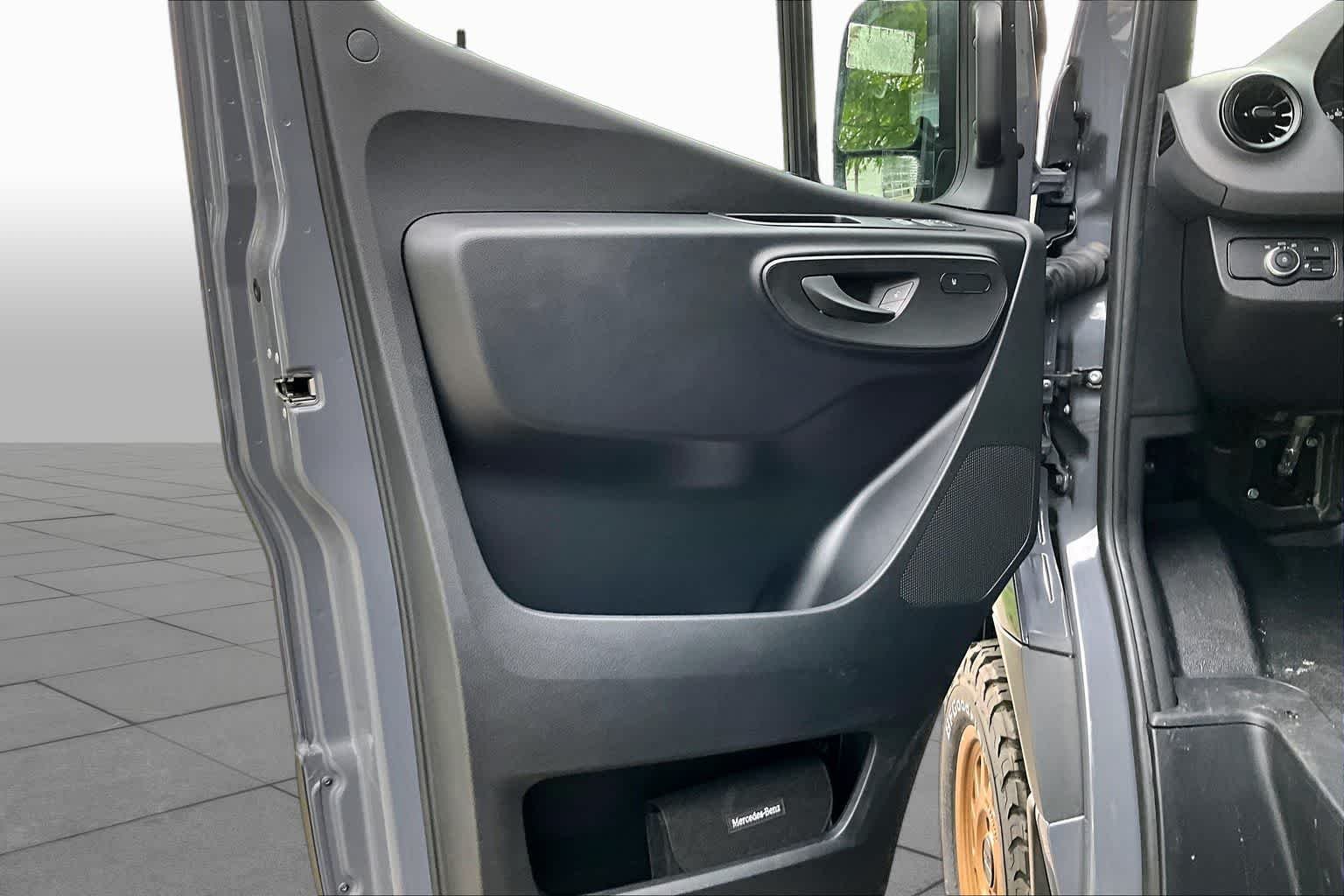 2025 Mercedes-Benz Sprinter Cargo Van Base - Photo 12