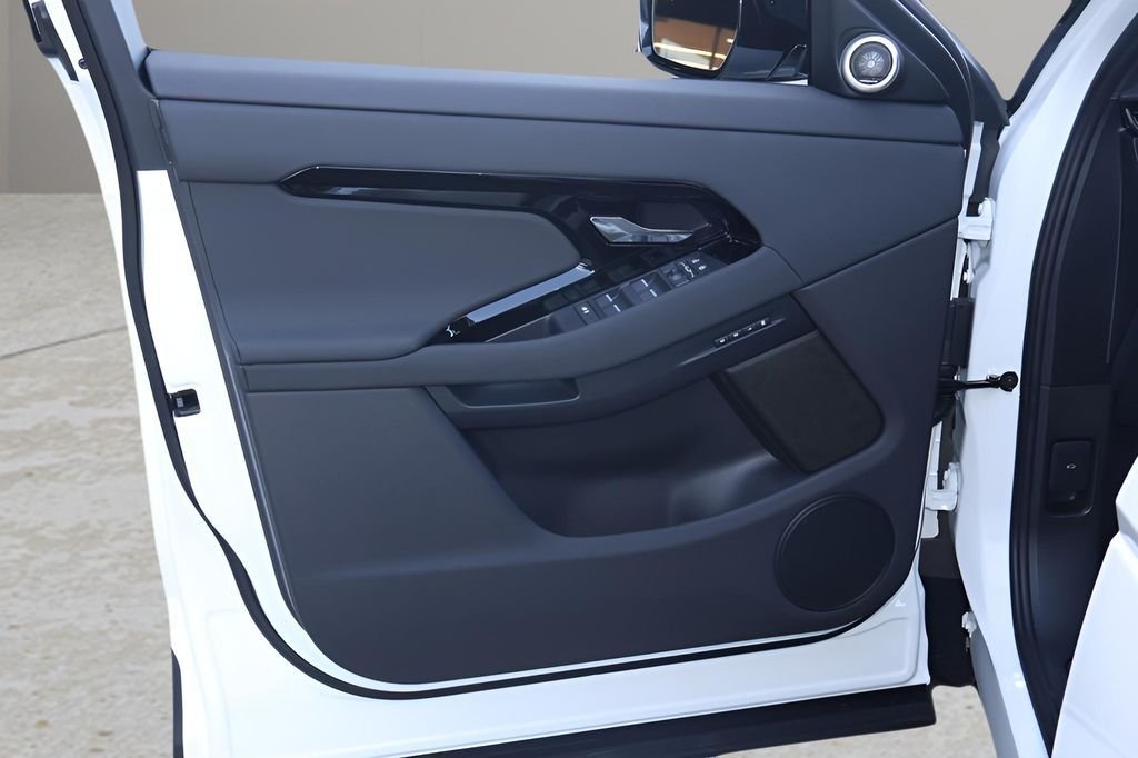 2026 Land Rover Range Rover Evoque S - Photo 10