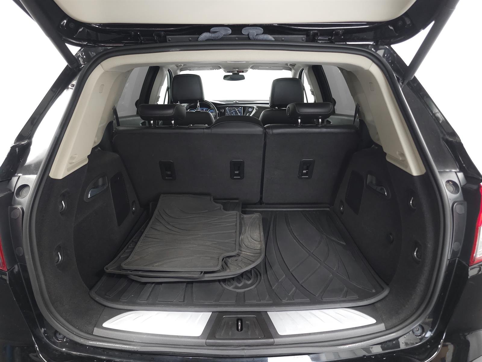 2017 Buick Envision Essence - Photo 11