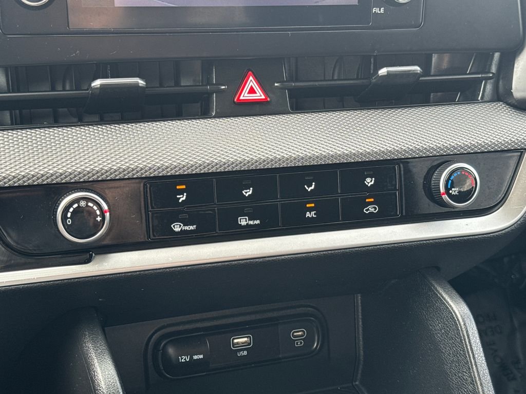 Used 2024 Black Kia LX image 24