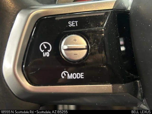 Used 2023 Gray BMW 760i xDrive image 29