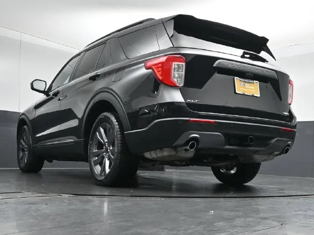 Certified Used 2024 Agate Black Metallic Ford XLT image 43
