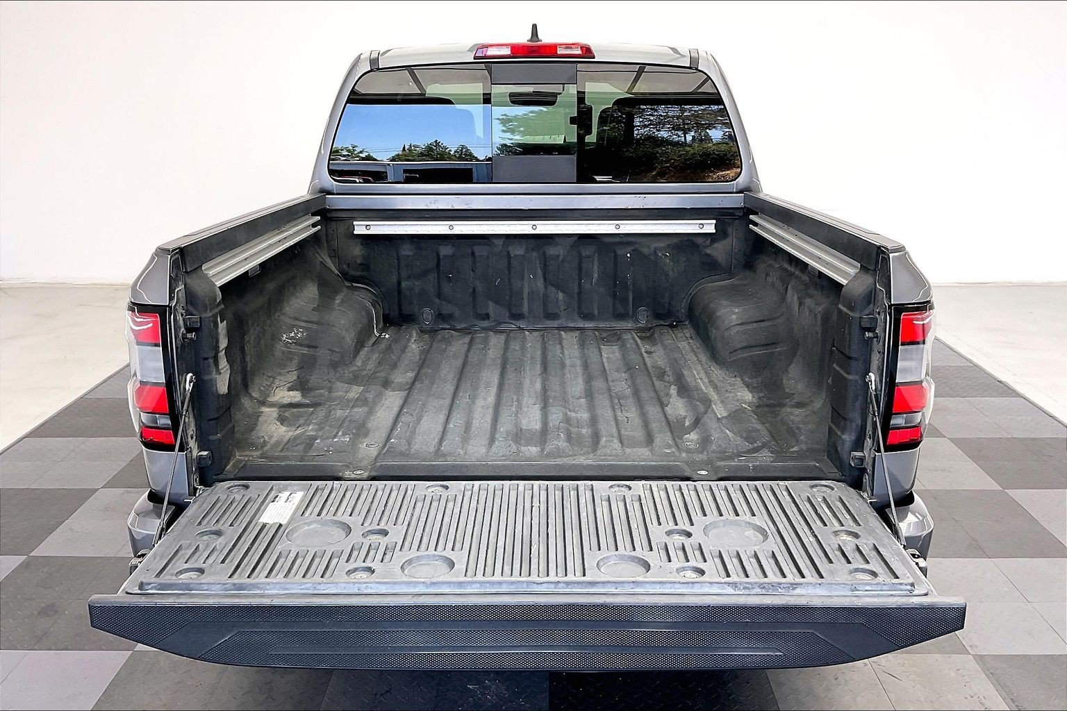 Used 2023 Gun Metallic Nissan SV image 26