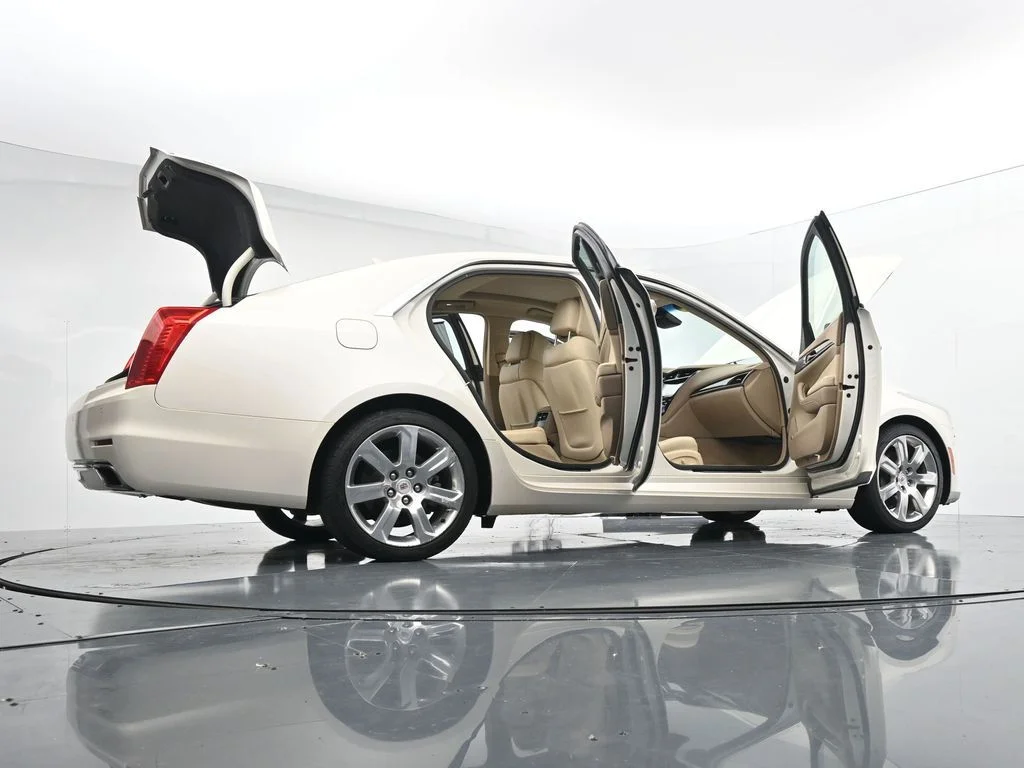 Used 2014 White Cadillac 3.6L Performance image 39