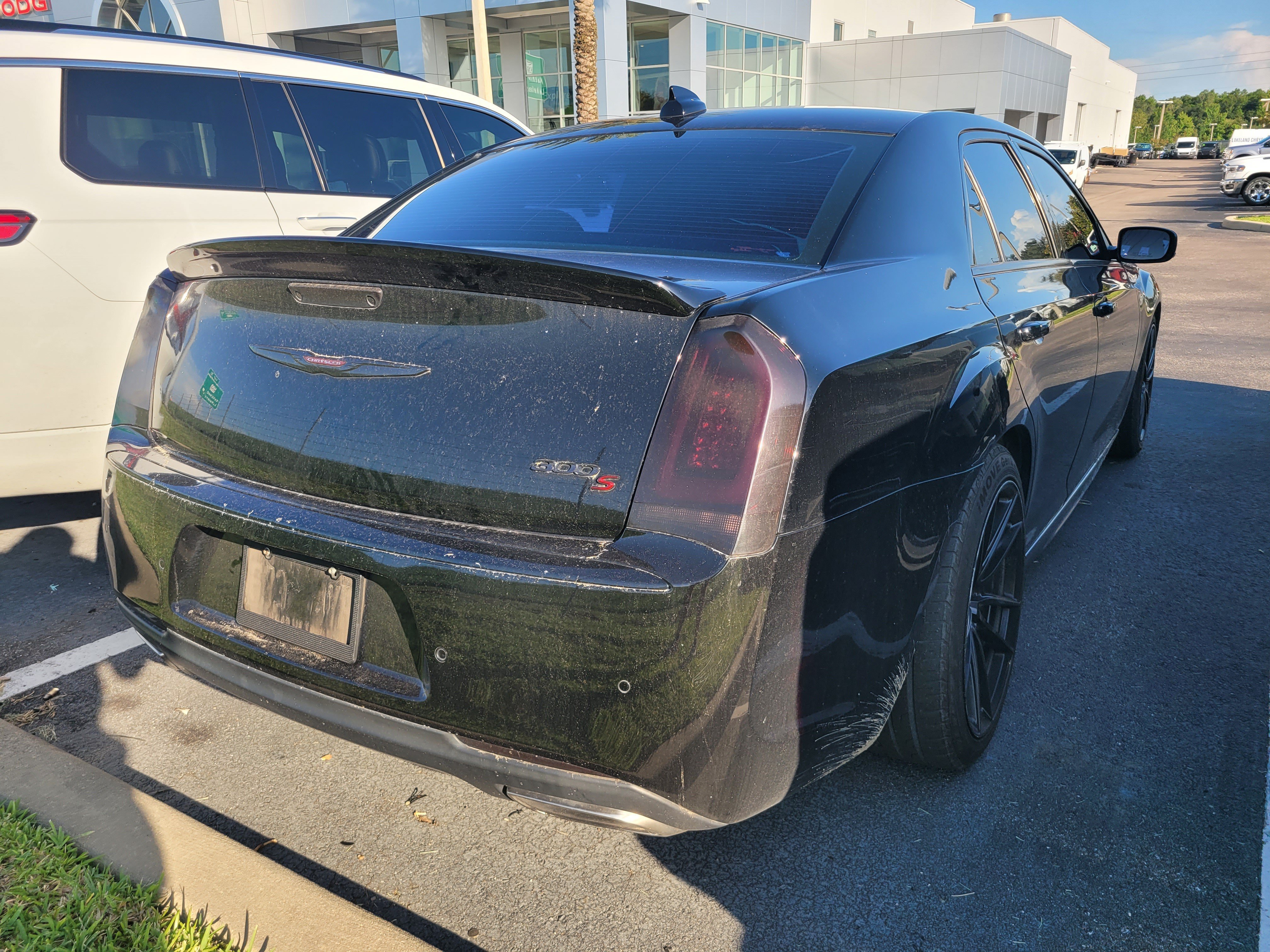 Used 2020 Gloss Black Chrysler 300S image 4