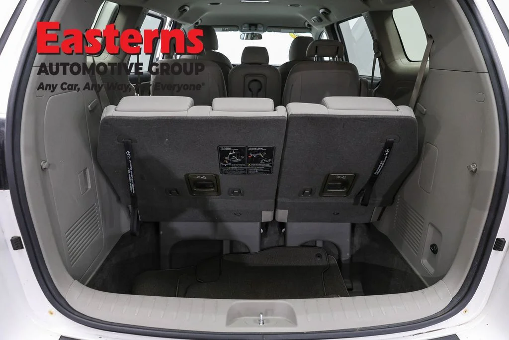 Used 2020 White Kia LX image 8