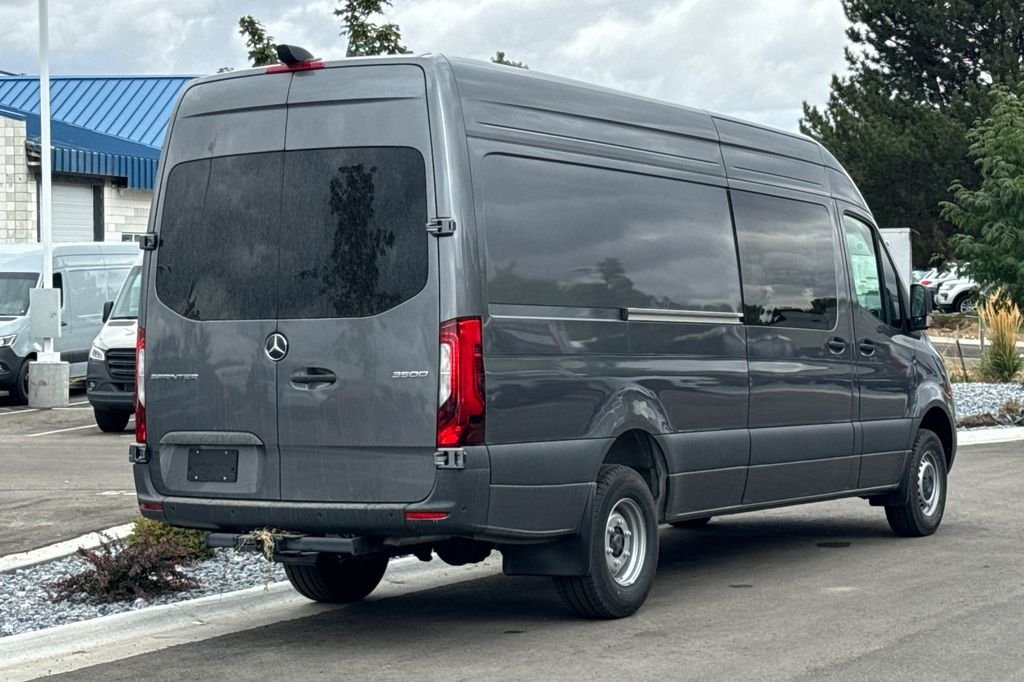 Used 2024 Gray Mercedes-Benz Cargo 170 WB image 5