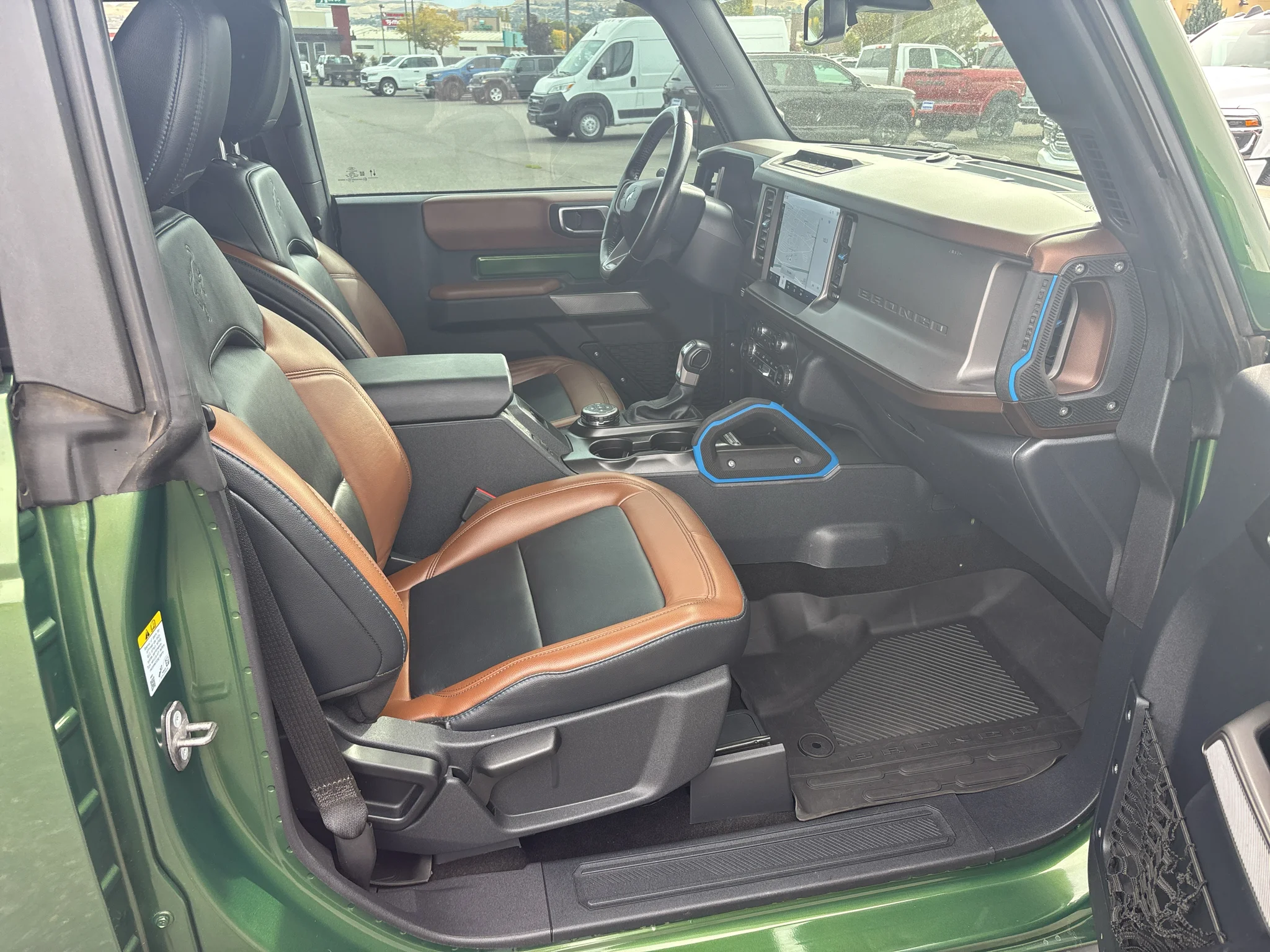 Used 2023 ERUPTION GREEN METALLIC Ford Outer Banks image 24