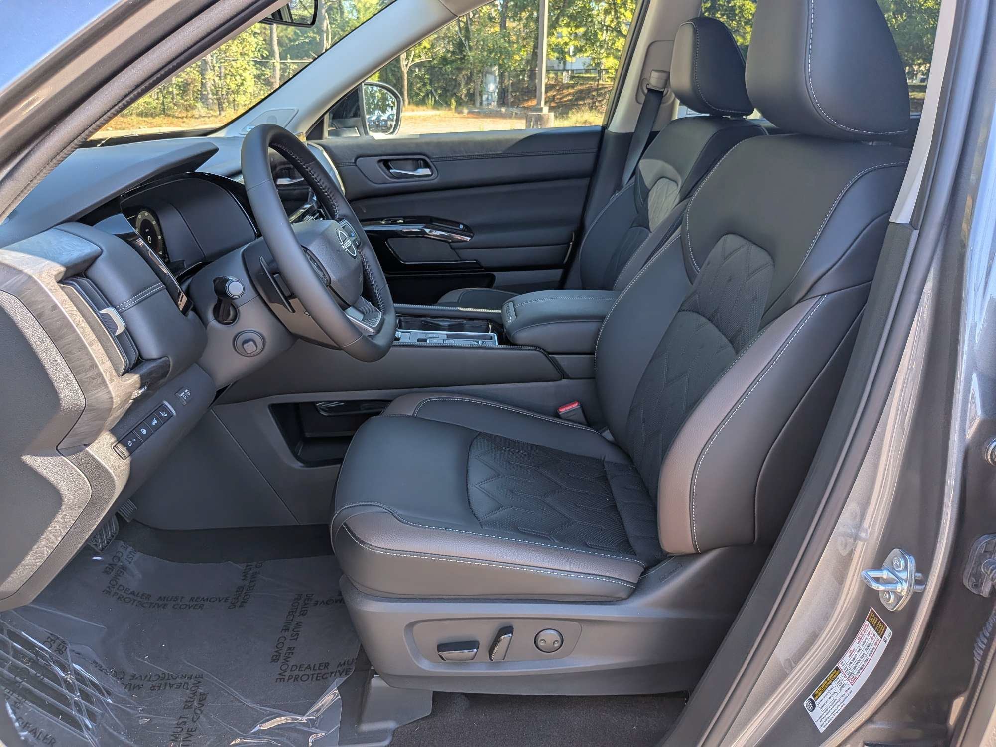 New 2026 Gray Nissan Platinum image 19
