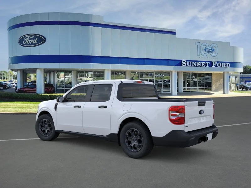 New 2026 Oxford White Ford XLT image 4