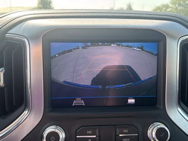 Used 2021 Pacific Blue Metallic GMC SLE image 8