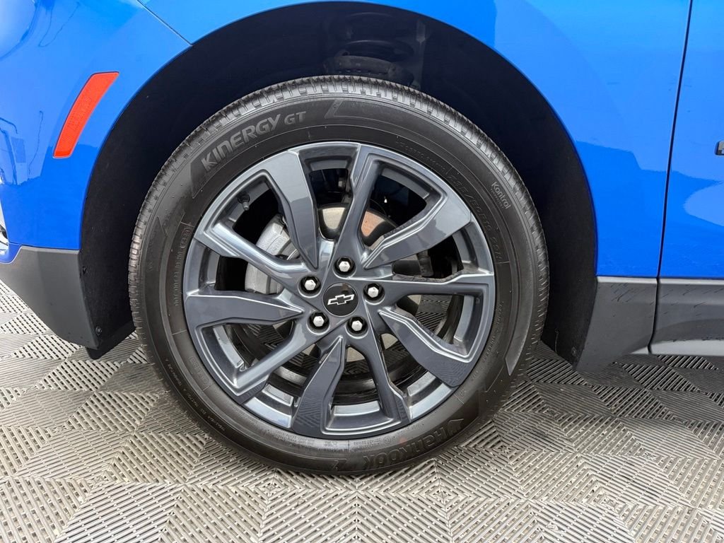 Used 2024 Rip Tide Blue Chevrolet RS image 17