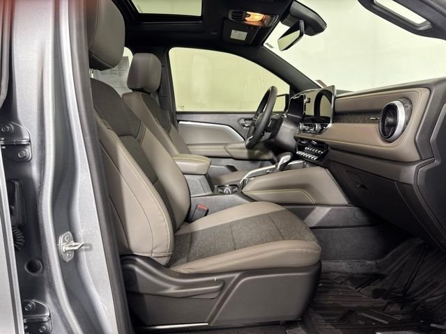 Used 2024 Gray Chevrolet ZR2 image 4
