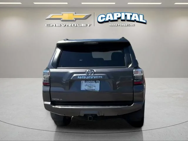Used 2022 Gray Toyota SR5 image 4