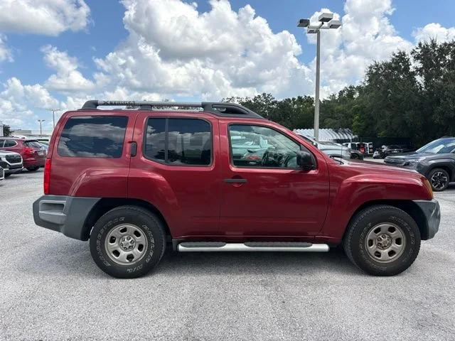 Used 2015 Cayenne Red Nissan X image 2