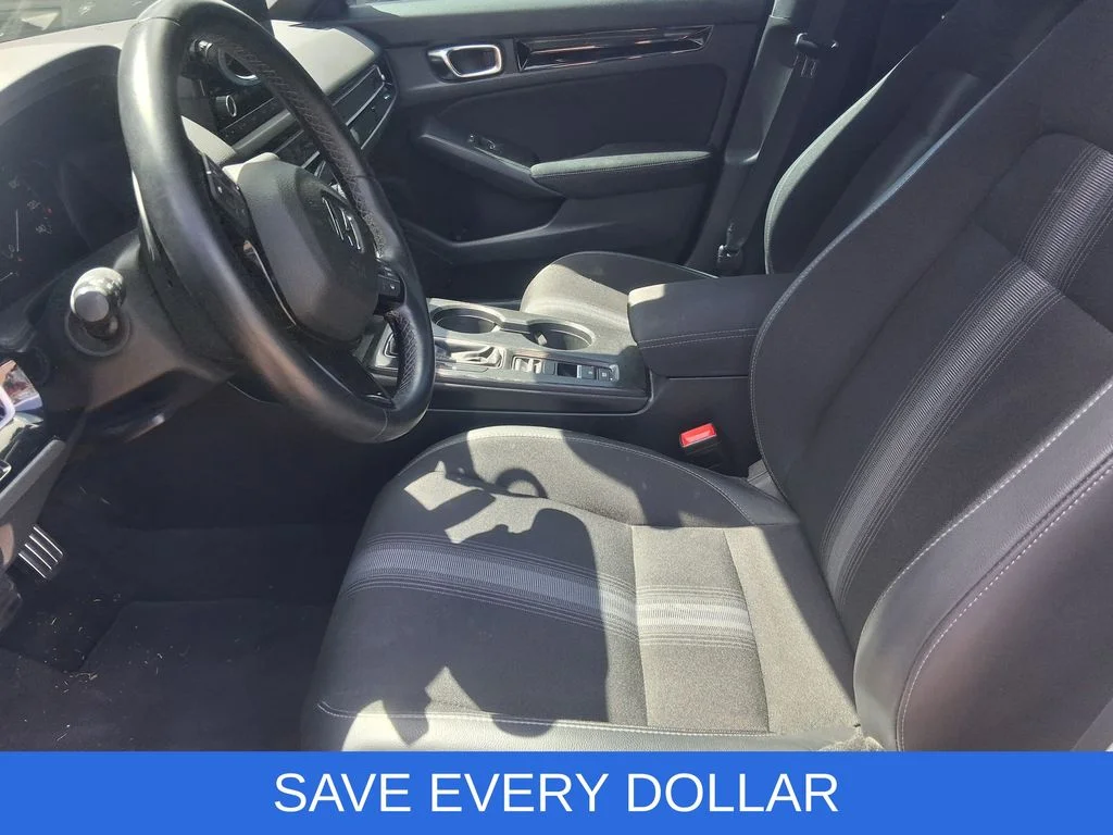 Used 2025  Honda  image 10
