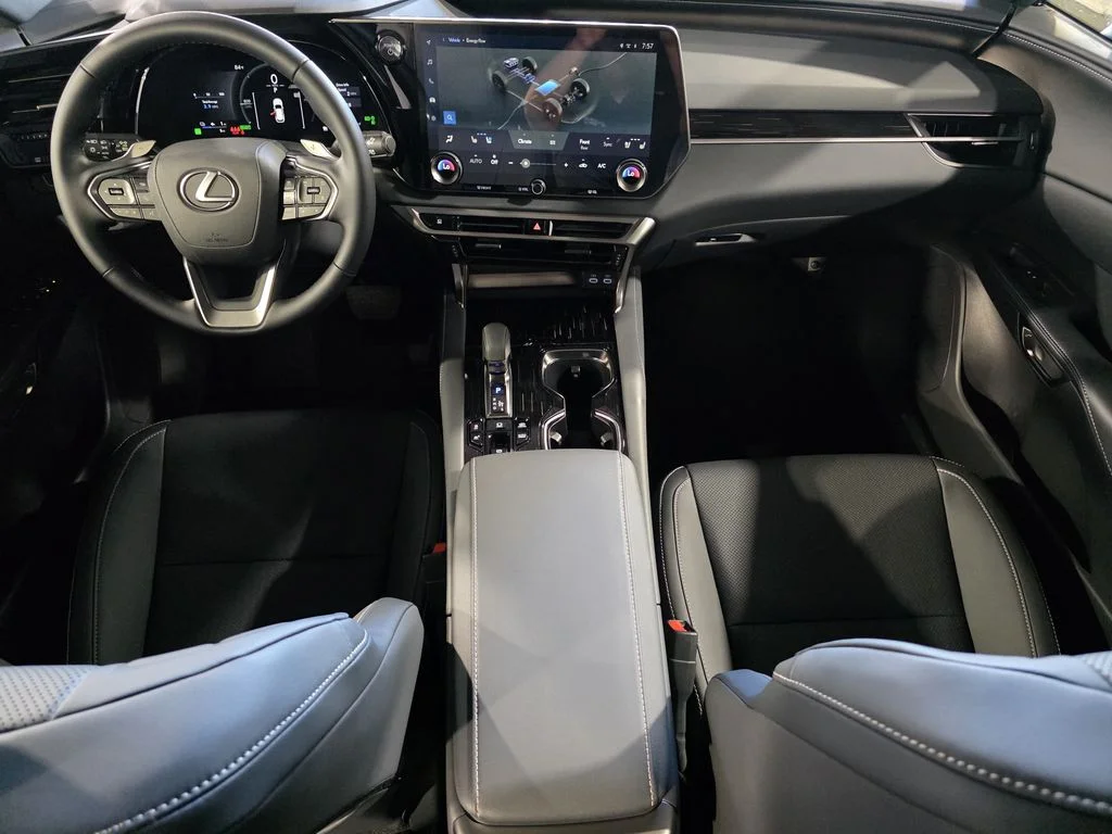 New 2026  Lexus 450h+ Premium image 30