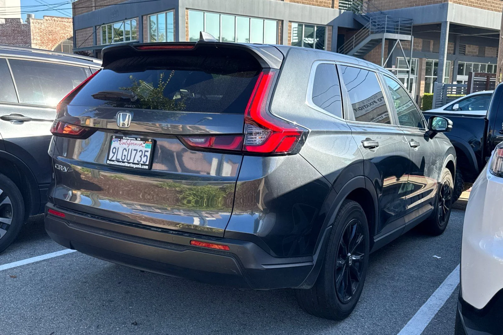 Certified Used 2024 Meteorite Gray Metallic Honda EX-L image 4