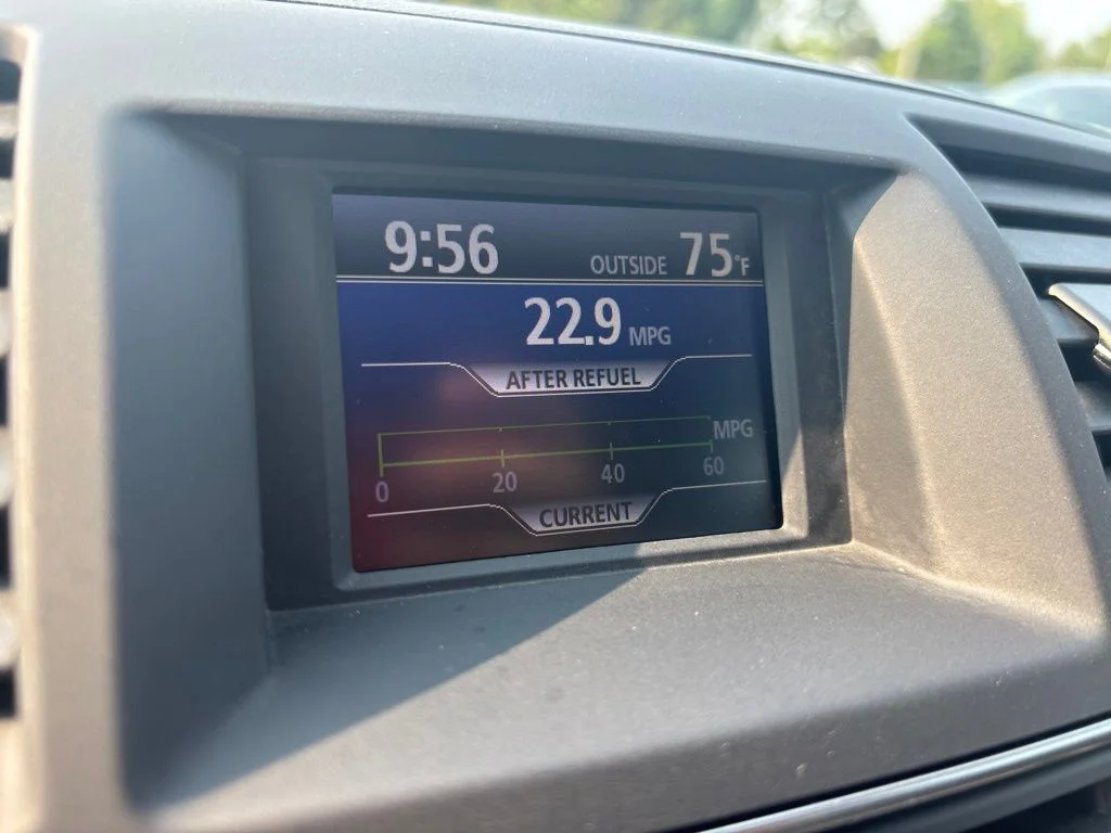 Used 2013 White Toyota Base image 24