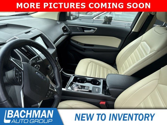 Used 2020 Desert Gold Metallic Ford SEL image 4