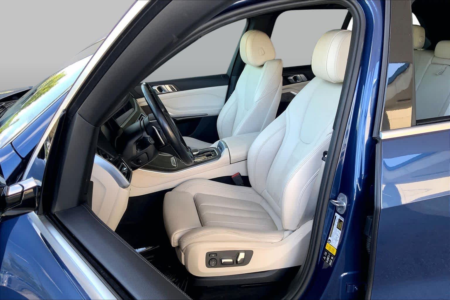 Used 2020 Phytonic Blue Metallic BMW xDrive40i image 8