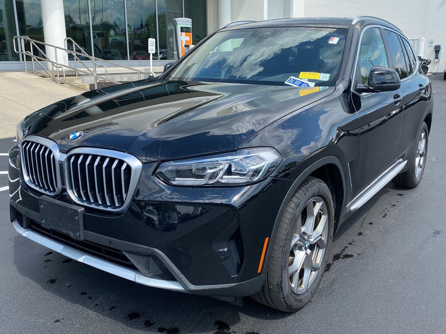 Certified Used 2024 Jet Black BMW xDrive30i image 7