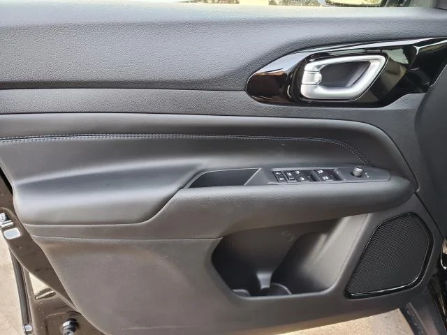 2026 Jeep Compass Limited Altitude - Photo 17