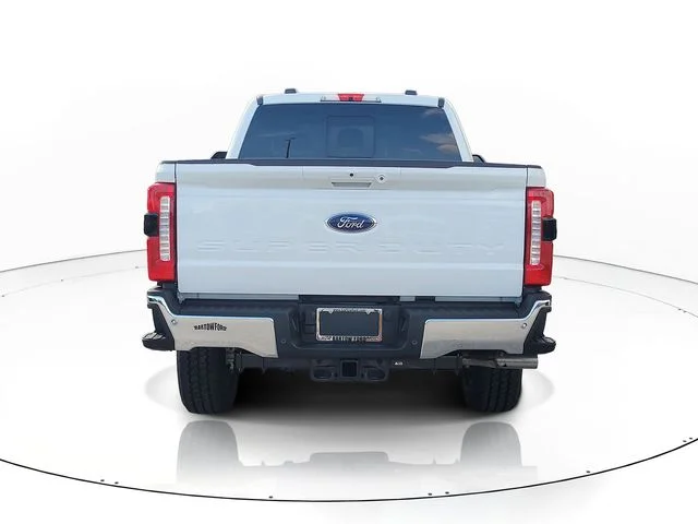 New 2026 Oxford White Ford Lariat image 6