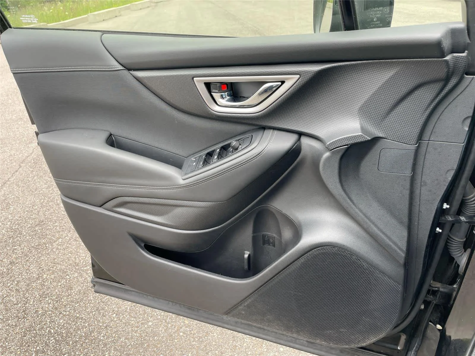 Used 2024 Crystal Black Silica Subaru Premium image 20