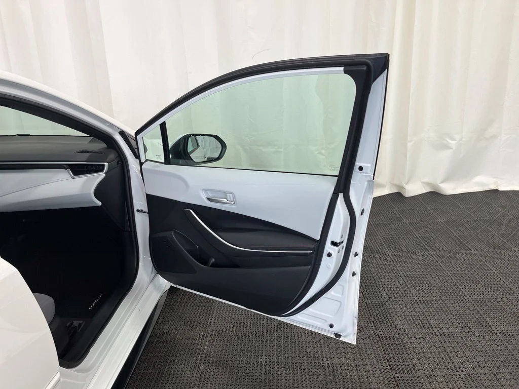 Used 2023 White Toyota SE image 19