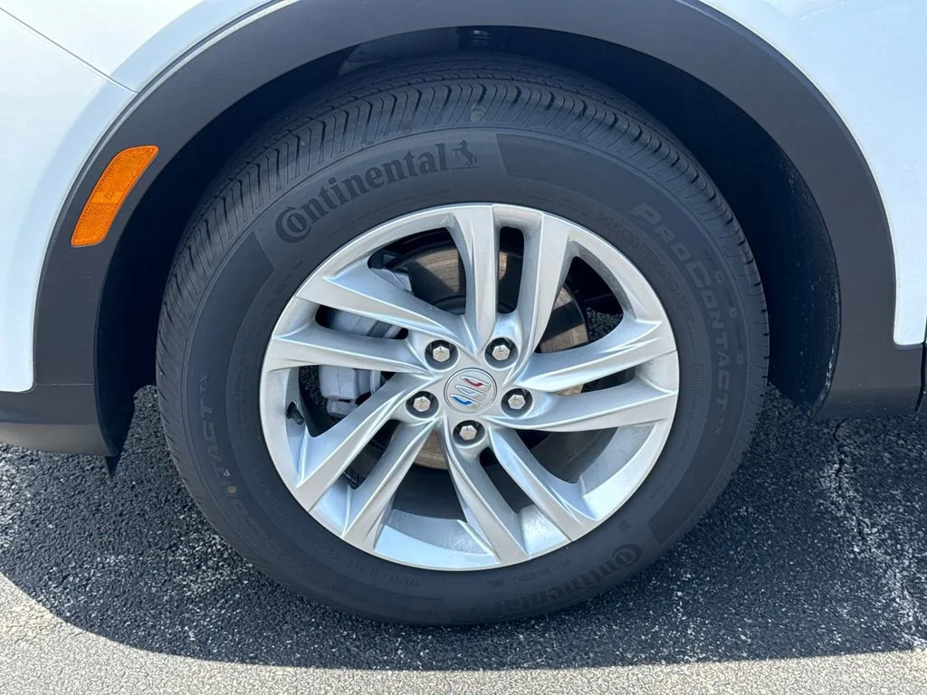 New 2026 Summit White Buick Preferred image 13