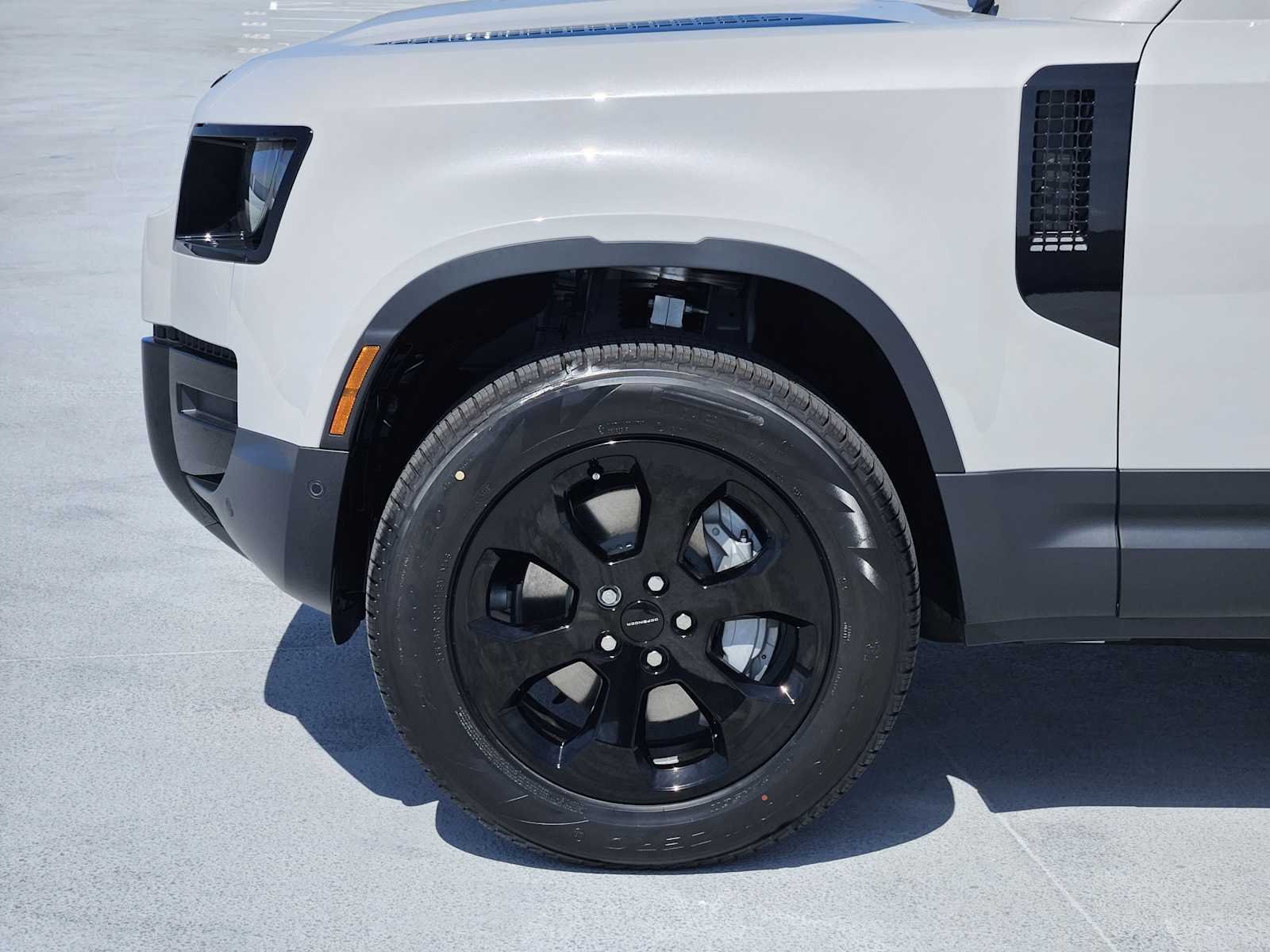 New 2026 Borasco Grey LAND ROVER S image 9