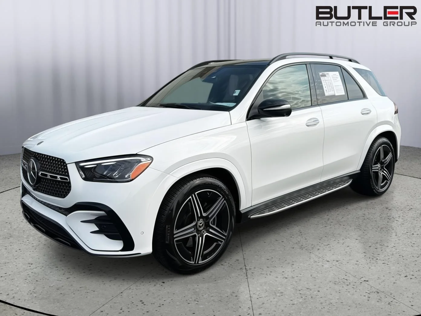 Used 2026 Polar White Mercedes-Benz GLE 450 image 2