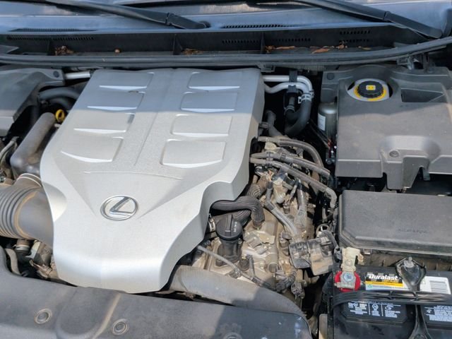 Used 2018 Silver Lexus 460 image 34