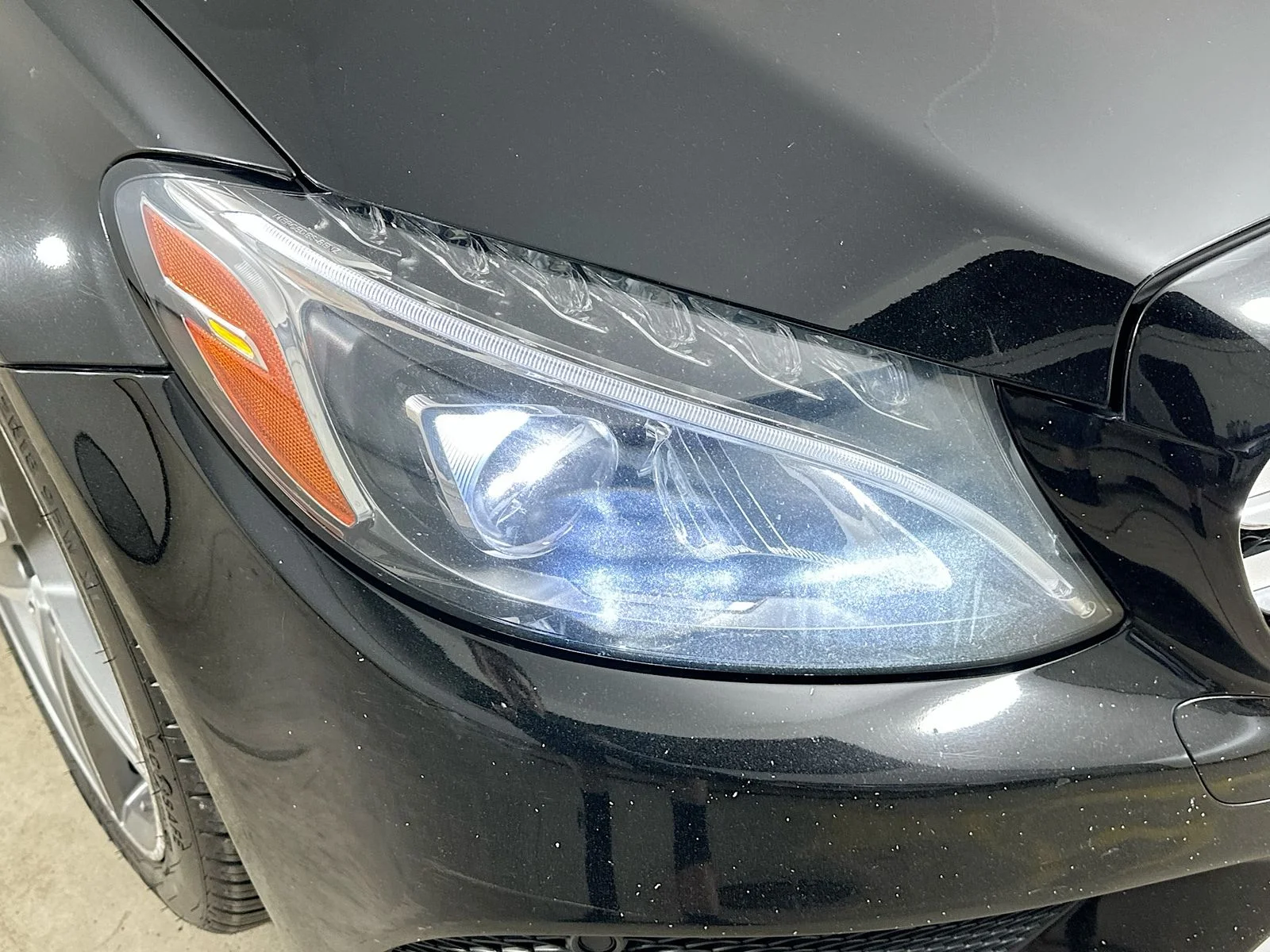 Used 2016  Mercedes-Benz  image 9