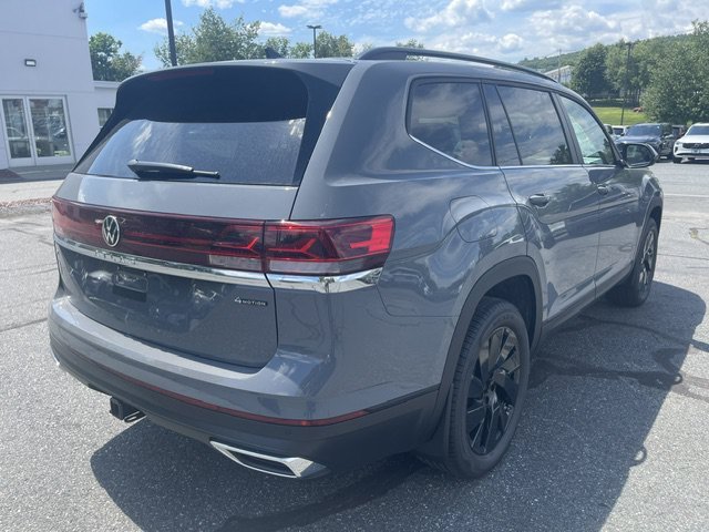 New 2026 Pure Gray Volkswagen 2.0T SE W/TECHNOLOGY image 3