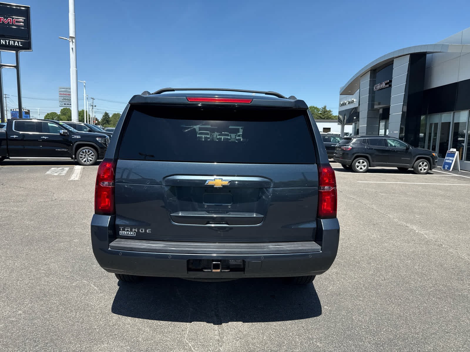 Used 2019 SHADOW GRAY METALLIC Chevrolet LT image 4