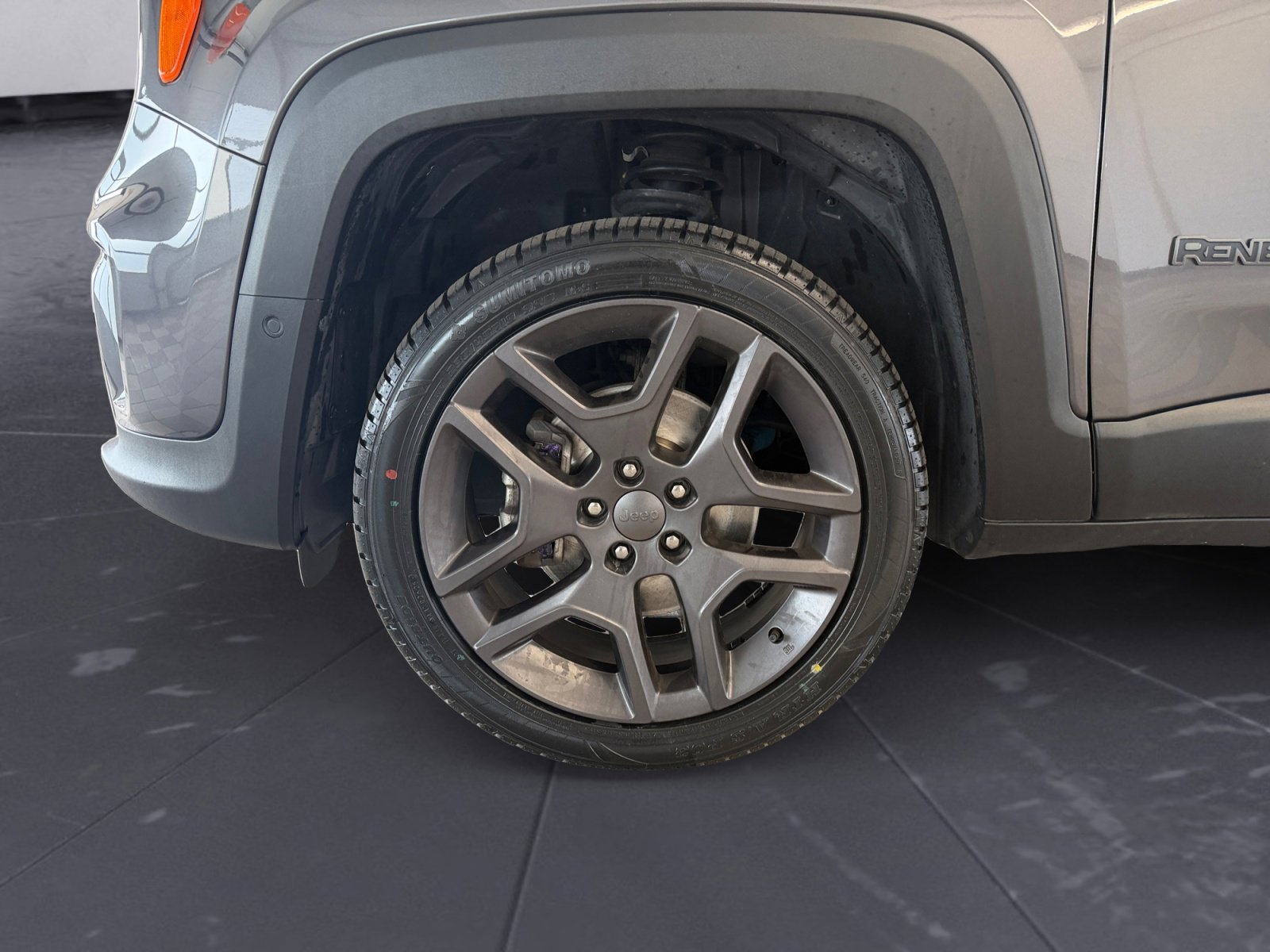 Certified Used 2021 Granite Crystal Metallic Clearcoat Jeep 80th Anniversary image 41