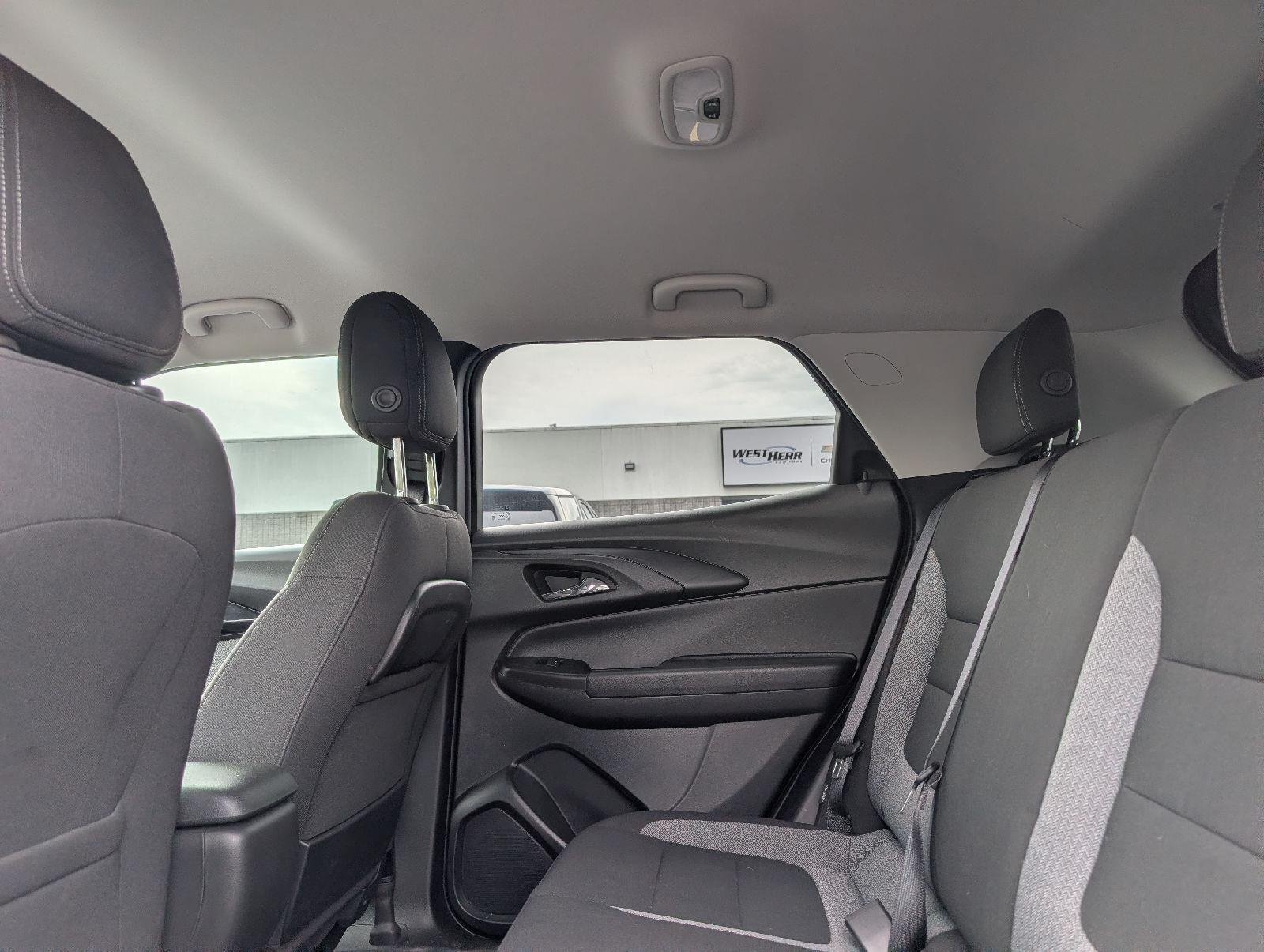 Used 2023 Mosaic Black Metallic Chevrolet LT image 9