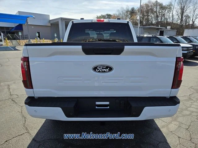 New 2026 Oxford White Ford XLT image 6